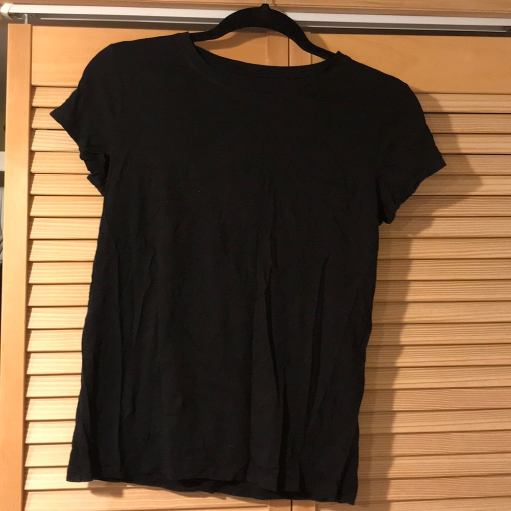 Black loft tee